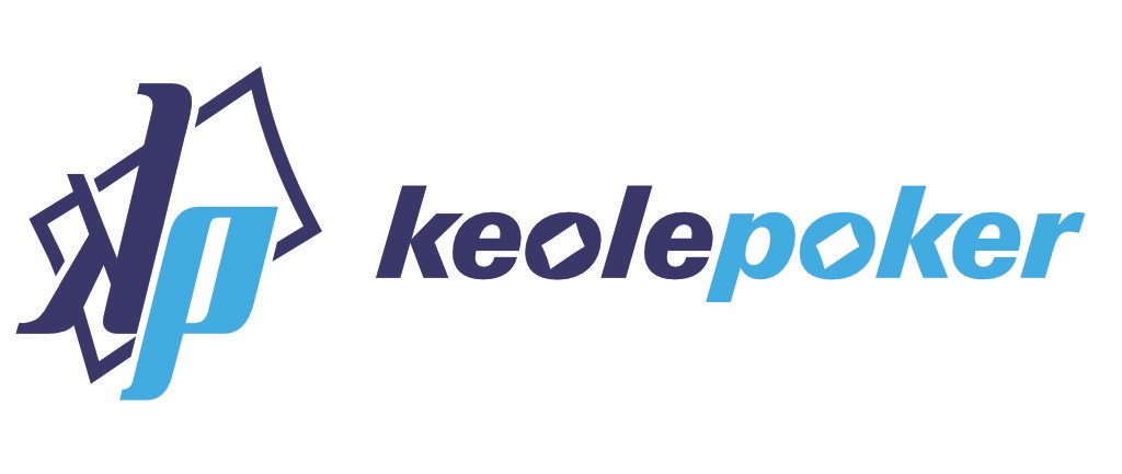 Ein stilisiertes Logo für die Poker-Website "KeolePoker", bestehend aus einem stilisierten Pokertisch und Spielkarten in den Farben Rot, Schwarz und Weiß. Die Buchstaben "KeoleP